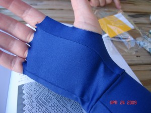 Therapeutic gloves