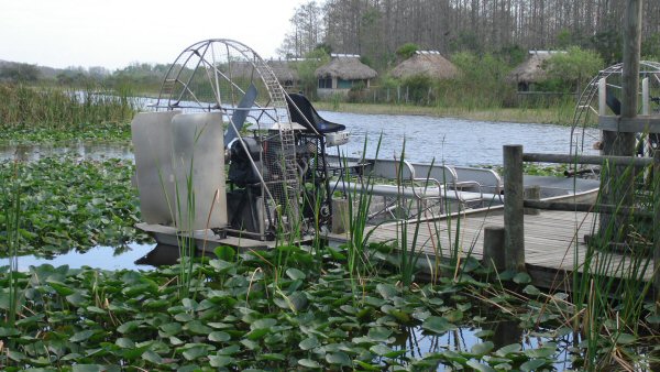 Air boat